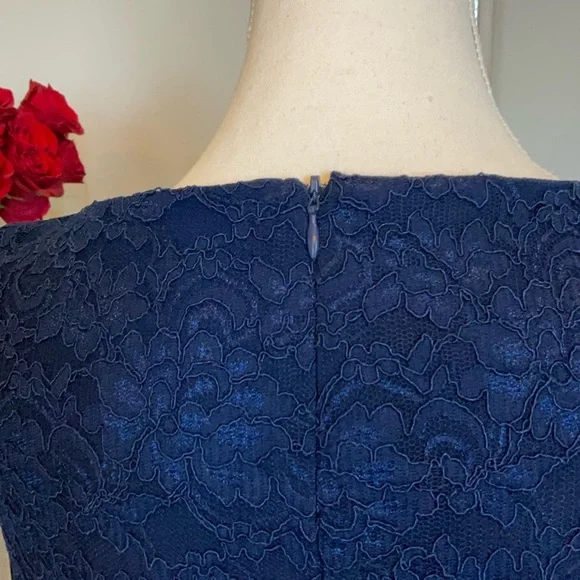 Ralph Lauren Sleeveless Dress Mid Length Navy Blue Lace Dress Size 4 Formal - Picture 12 of 15